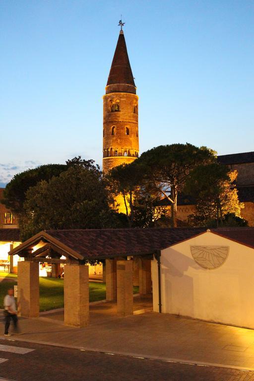 Aparthotel Gioia Caorle Buitenkant foto