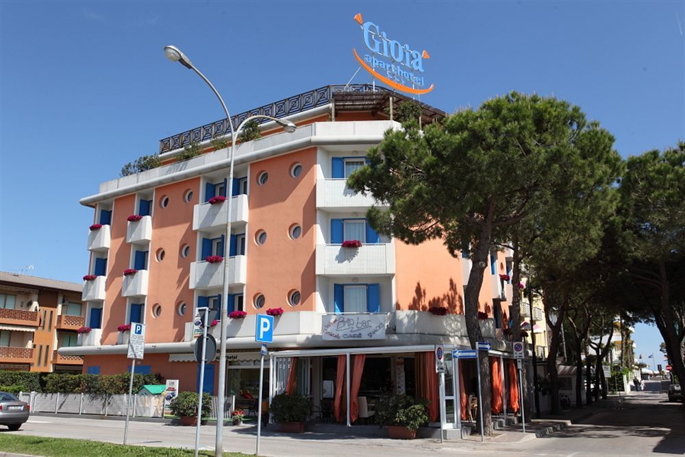 Aparthotel Gioia Caorle Buitenkant foto